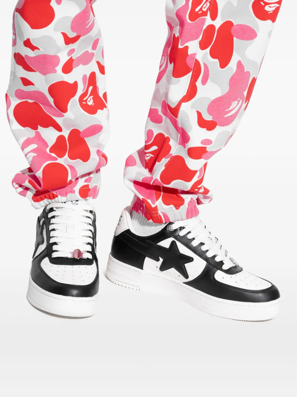 A Bathing Ape?Star Patch Low-Top Sneakers