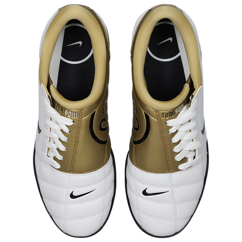 Nike Total 90